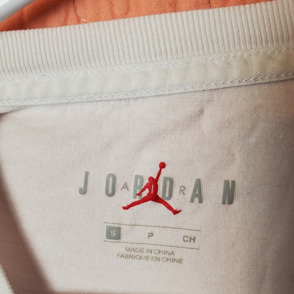 Air Jordan Legacy AJ11 Long Sleeve Shirt Small Jumpman - Picture 4 of 6